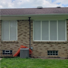 Load image into Gallery viewer, 3/4" Horizontal Blinds (Applies to Exterior, Provides 1-Way Vision for Daytime Privacy)